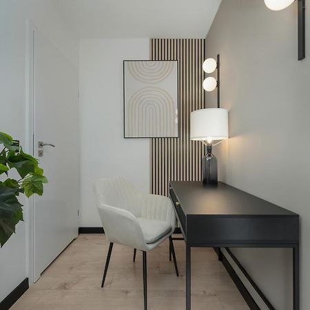 ורוצלב Wroclavia Apartments Dyrekcyjna By Noclegi Renters מראה חיצוני תמונה