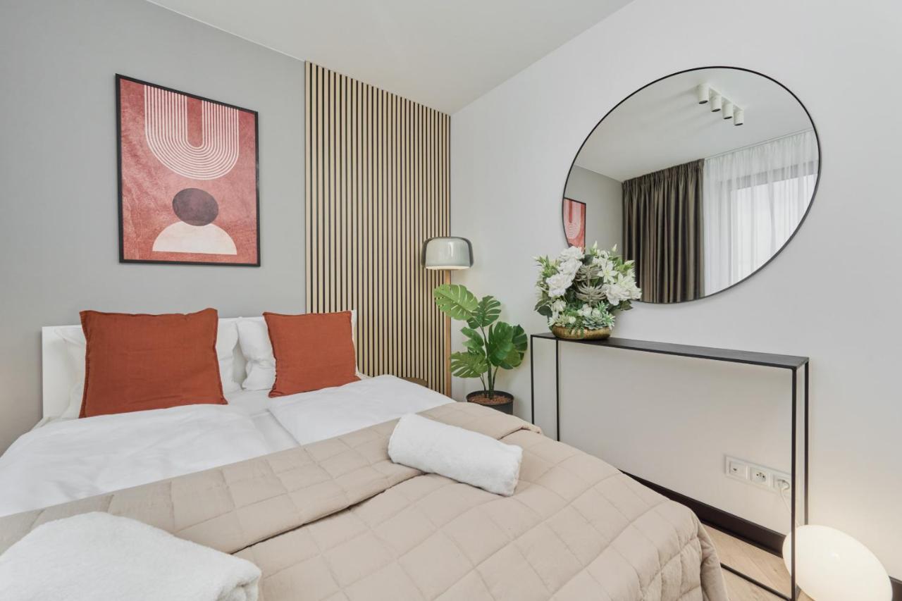 ורוצלב Wroclavia Apartments Dyrekcyjna By Noclegi Renters מראה חיצוני תמונה