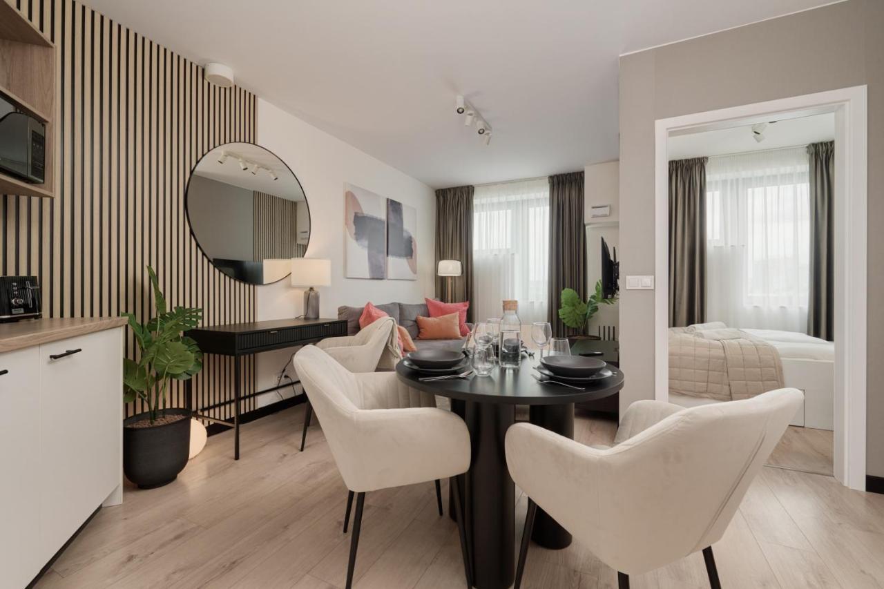 ורוצלב Wroclavia Apartments Dyrekcyjna By Noclegi Renters מראה חיצוני תמונה