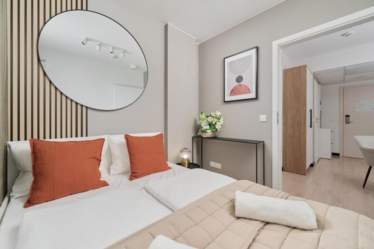 ורוצלב Wroclavia Apartments Dyrekcyjna By Noclegi Renters מראה חיצוני תמונה