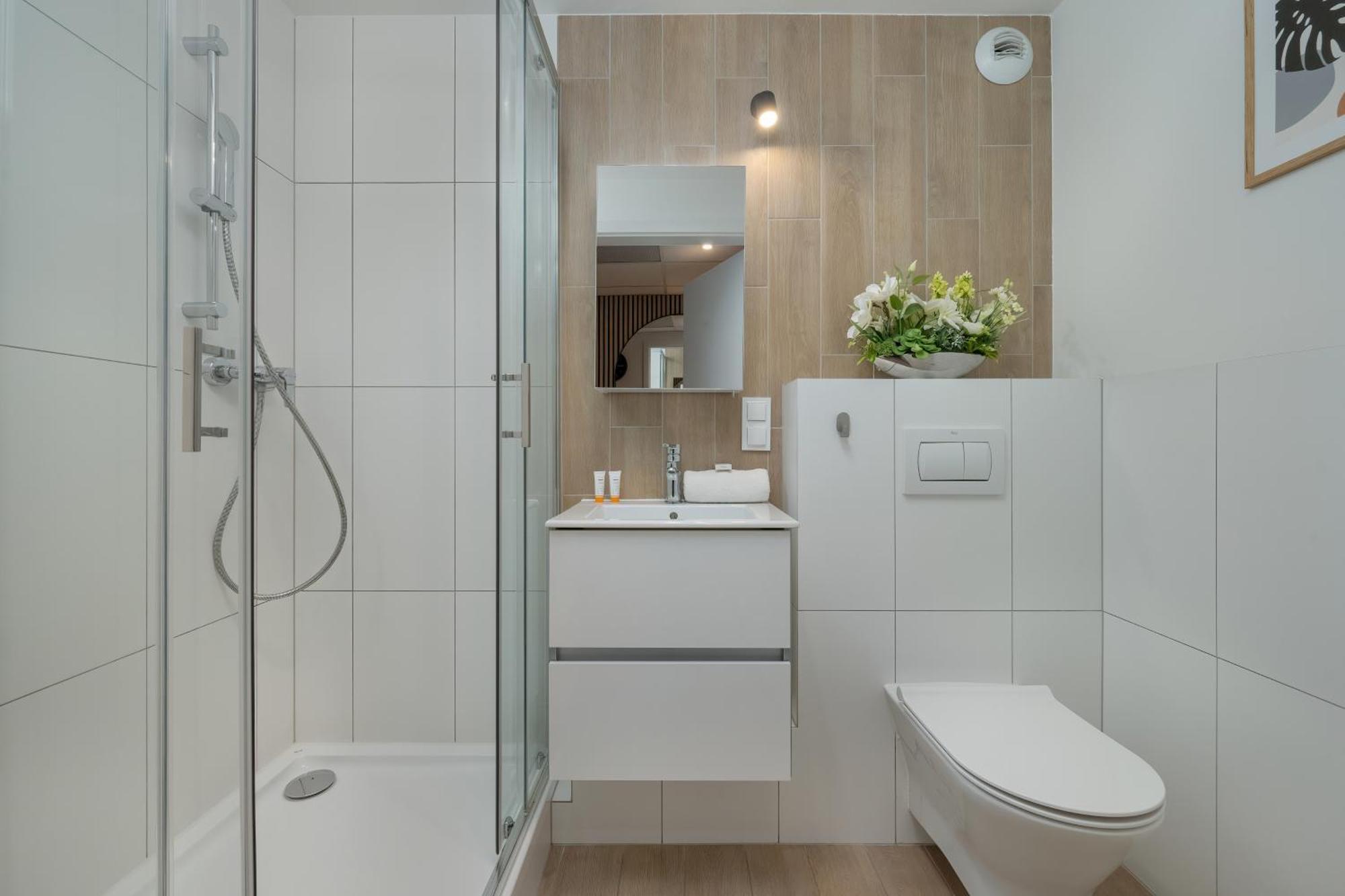 ורוצלב Wroclavia Apartments Dyrekcyjna By Noclegi Renters מראה חיצוני תמונה