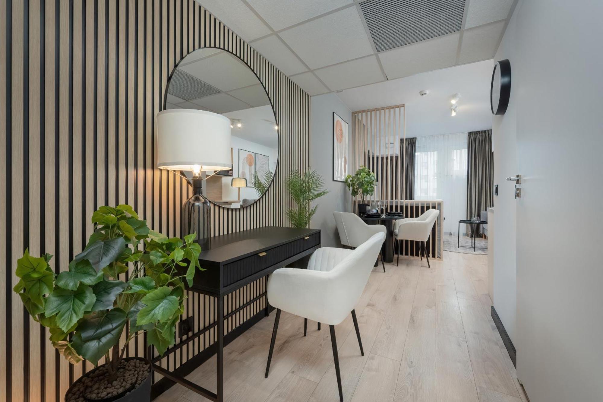 ורוצלב Wroclavia Apartments Dyrekcyjna By Noclegi Renters מראה חיצוני תמונה
